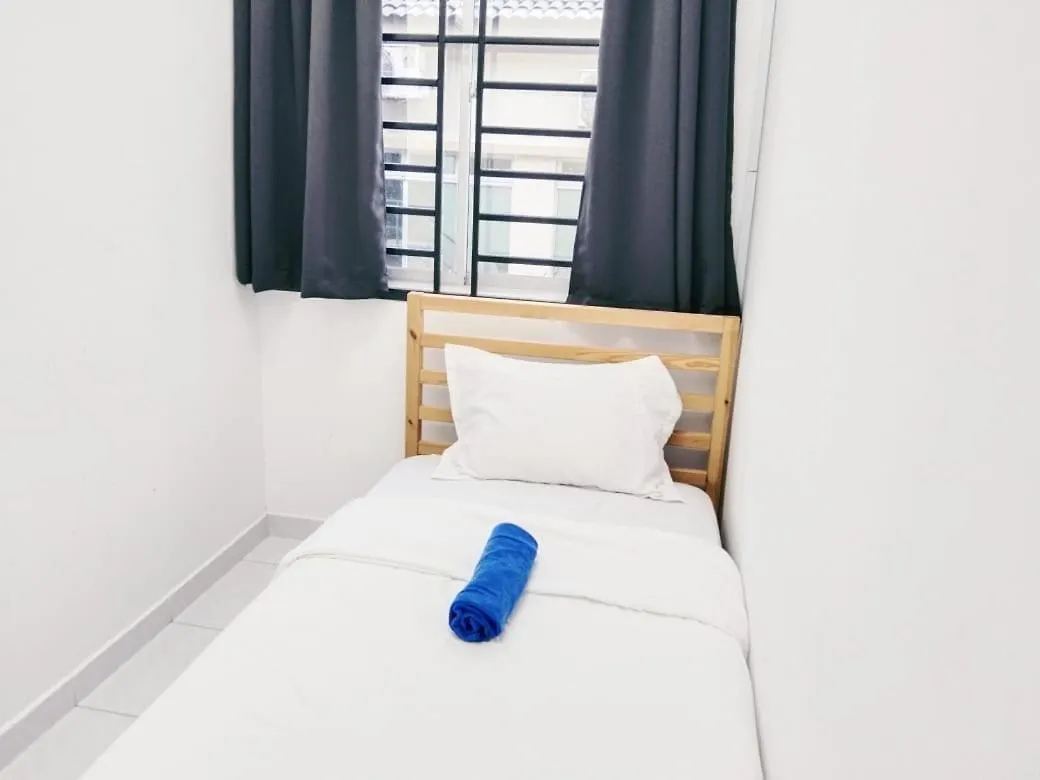 Area Indahpura Or Taman Bersatu Kulai 3-4Br Near Aeon Airport Jpo Villa