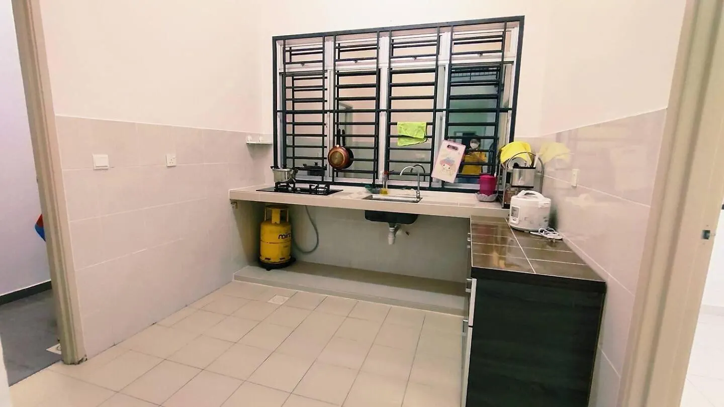 Area Indahpura Or Taman Bersatu Kulai 3-4Br Near Aeon Airport Jpo Villa