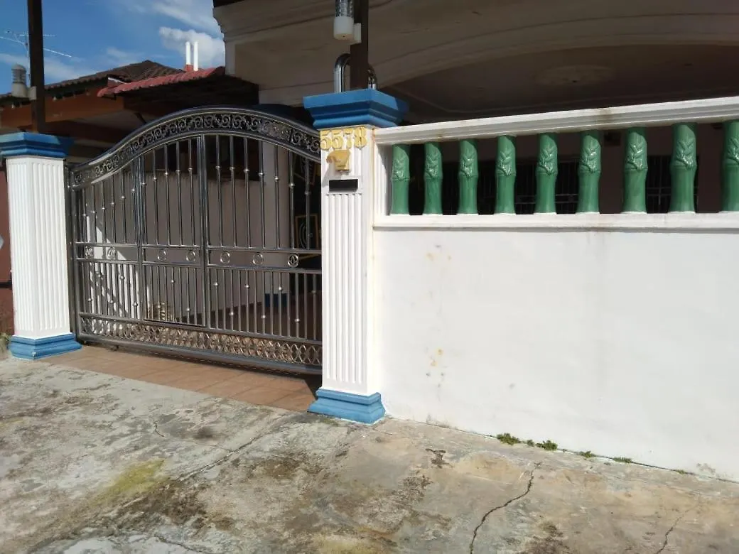 Area Indahpura Or Taman Bersatu Kulai 3-4Br Near Aeon Airport Jpo Villa