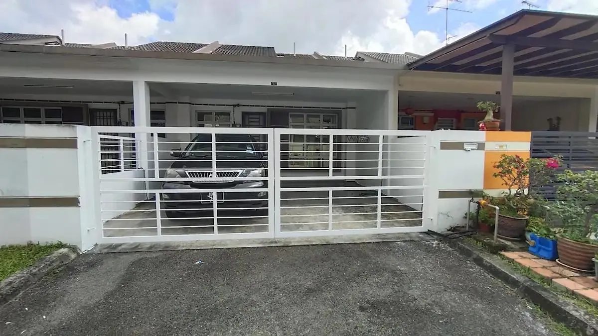 Area Indahpura Or Taman Bersatu Kulai 3-4Br Near Aeon Airport Jpo Villa