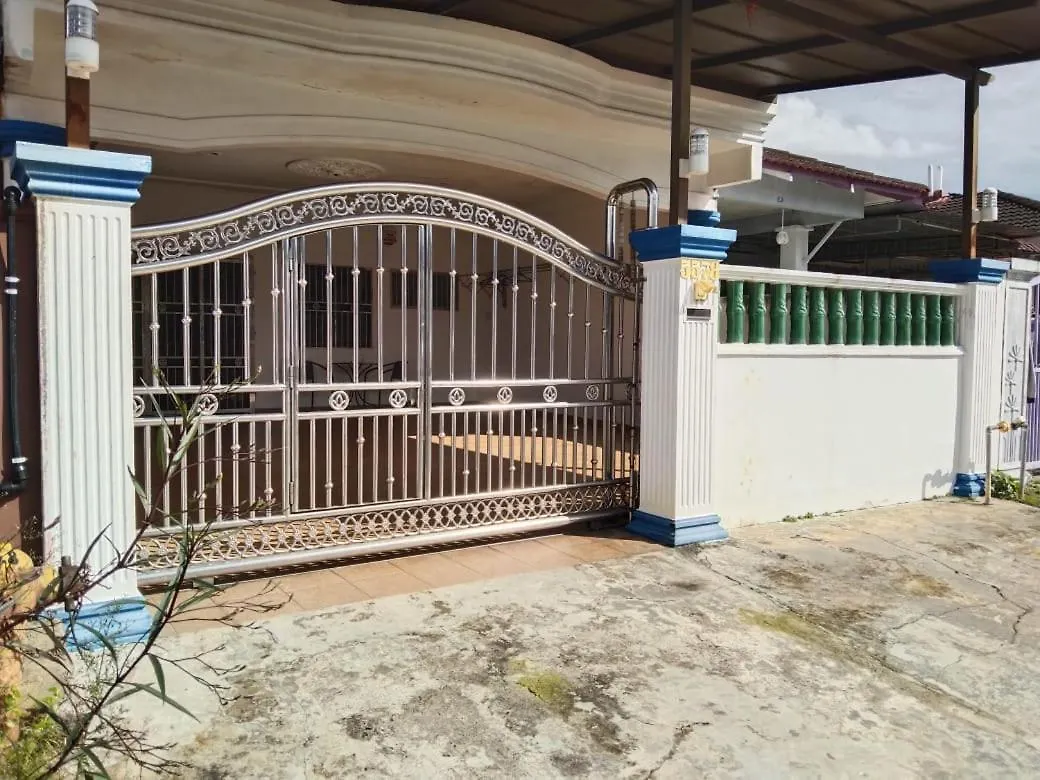 Area Indahpura Or Taman Bersatu Kulai 3-4Br Near Aeon Airport Jpo Villa 0*,  Malaysia