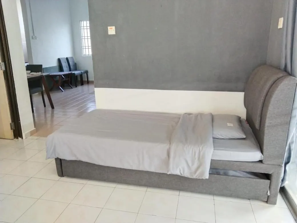 Area Indahpura Or Taman Bersatu Kulai 3-4Br Near Aeon Airport Jpo Villa