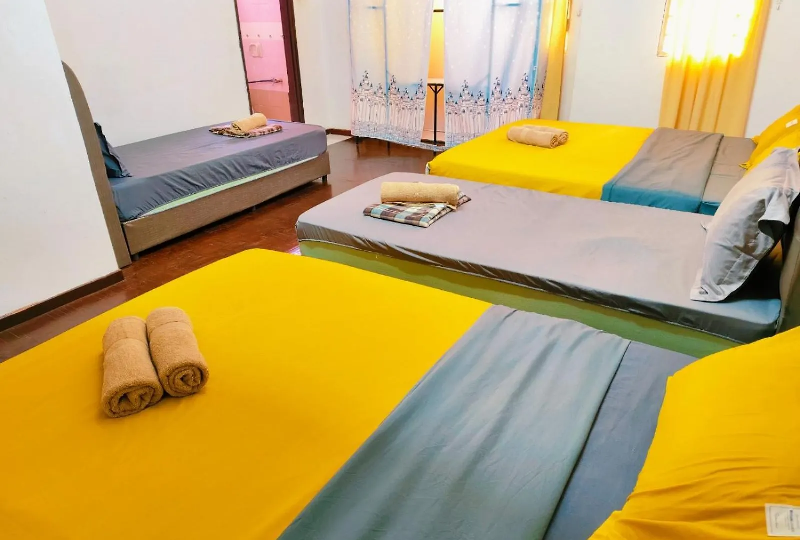 Area Indahpura Or Taman Bersatu Kulai 3-4Br Near Aeon Airport Jpo Villa